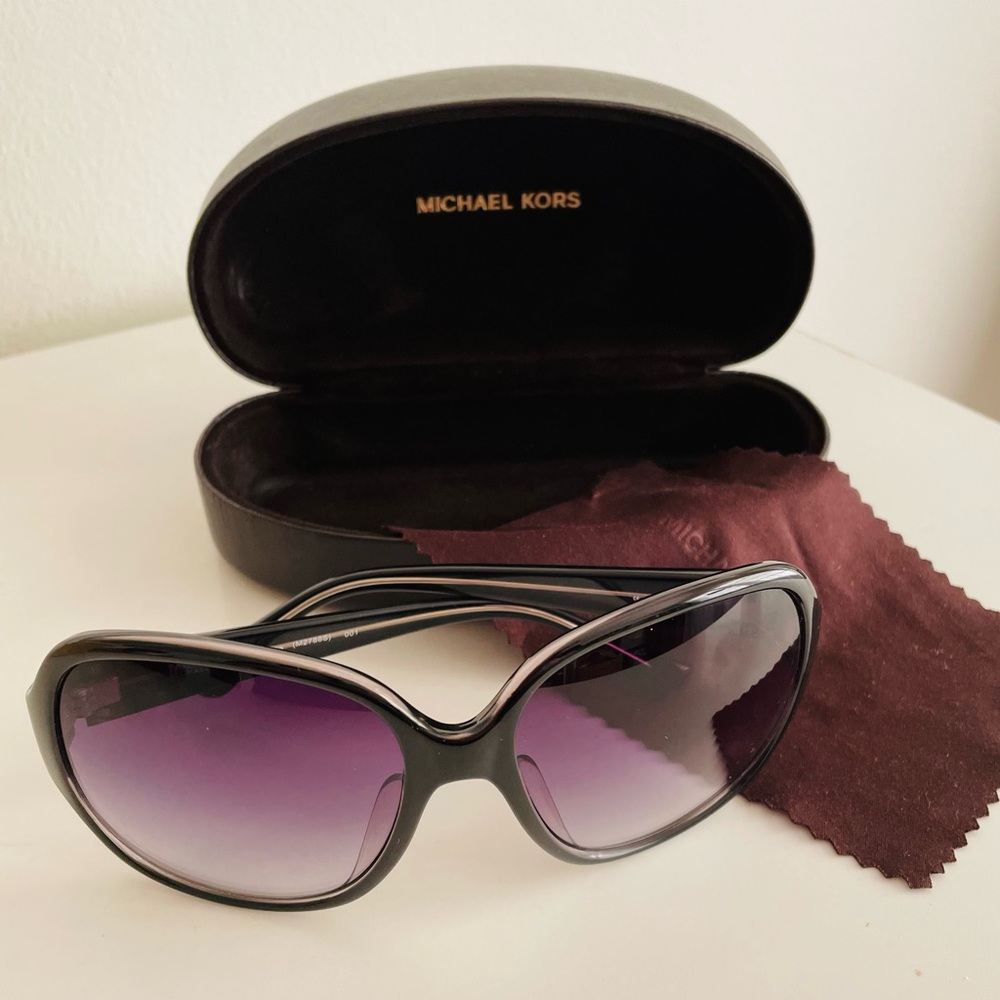 Michael Kors “Salina”🕶️sunglasses